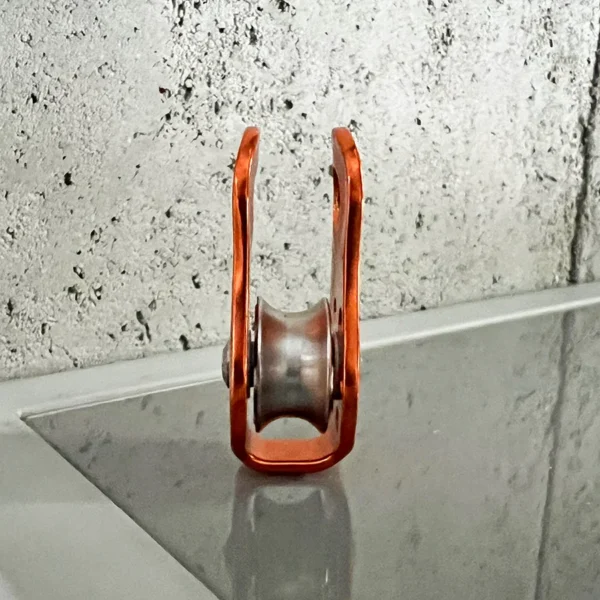 Pojedynczy bloczek linowy do max 12mm aluminiowy Pojedynczy bloczek linowy do max 12mm aluminiowy