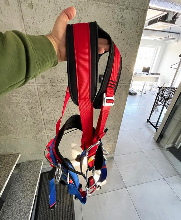 szelki-alpinistyczne-je148141-realm szelki-alpinistyczne-je148141-realm